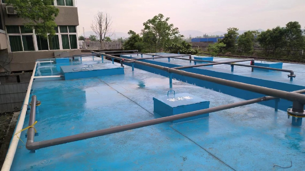 2024年4月19日湖南娄底工厂一体化污水处理设备安装案例